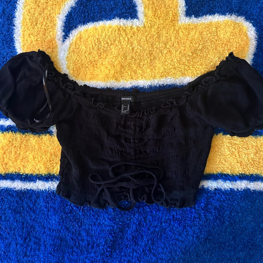 Forever 21 black crop top